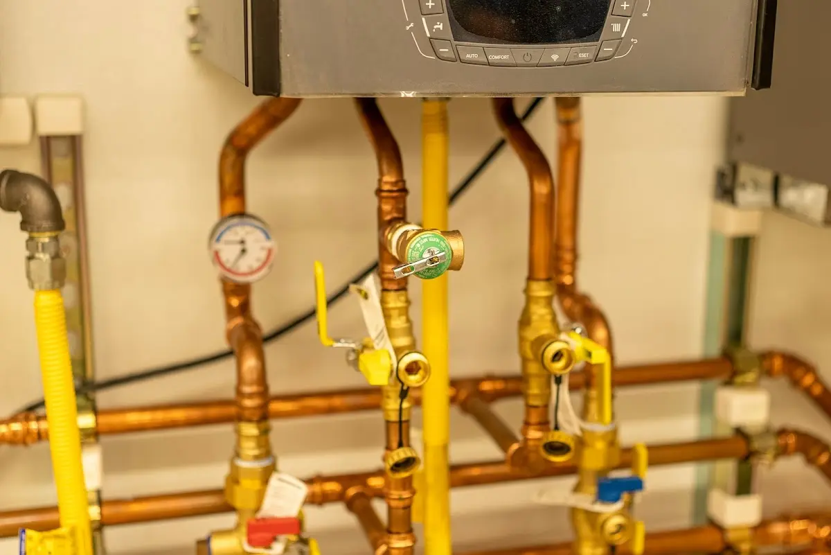 Licensed technician providing Slab Leak Repair for a homeowner in Iowa Park